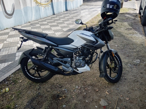 Imagen 2 de 3 de Rouser Ns125