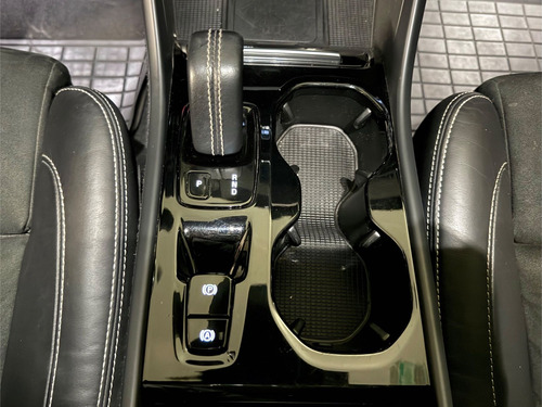 Volvo XC40 1.5 T5 R-Design Hybrid