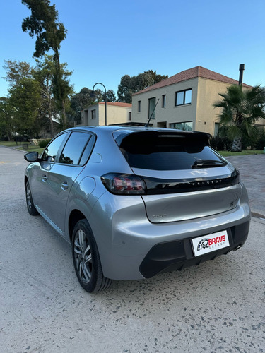 Peugeot 208 1.6 Feline Tiptronic