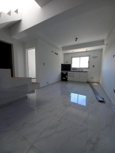 Imagen 4 de 21 de Dpto. 2 Ambientes Con Terraza Propia Y Cochera!!!