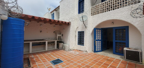 Imagen 13 de 16 de Apartamento De Planta Baja Con Patio En Venta