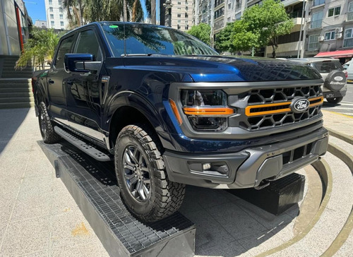 Ford F-150 5.0L V8 Tremor 4X4 At