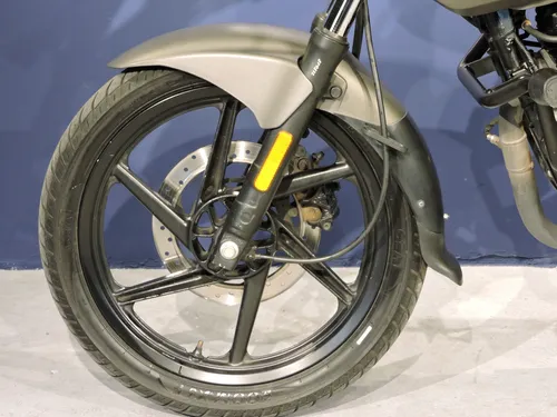 Bajaj Pulsar 180 Fi Neon 2022