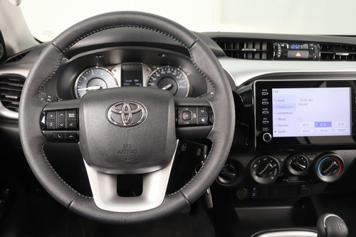 Imagen 11 de 15 de Toyota Hilux 4x4 Dc Sr 2.8 6mt My22