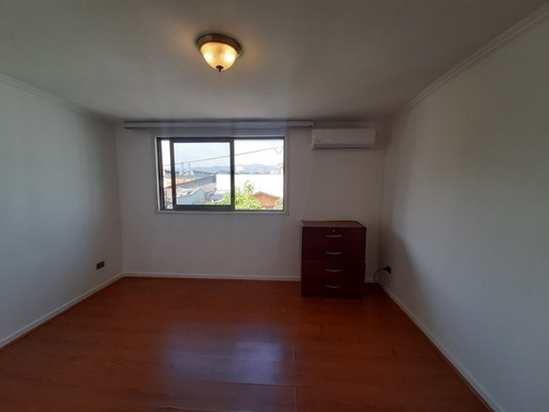 Imagen 13 de 14 de Se Arrienda Departamento De 2 Pisos En Recoleta
