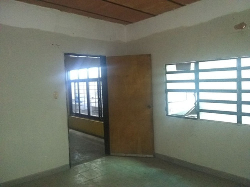 Imagen 8 de 11 de Venta Galpón Comercial En Ocumarito Palo Negro.