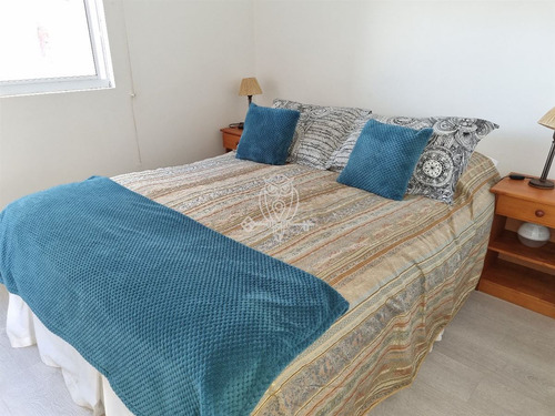 Departamento En Venta De 3 Dorm. En Santo Domingo