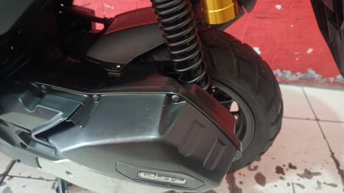 Honda Adv 1050 Em Excelente Estado De Conservação