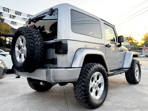 Jeep Wrangler 3.6 3p Unlimited Sahara 4x4 At