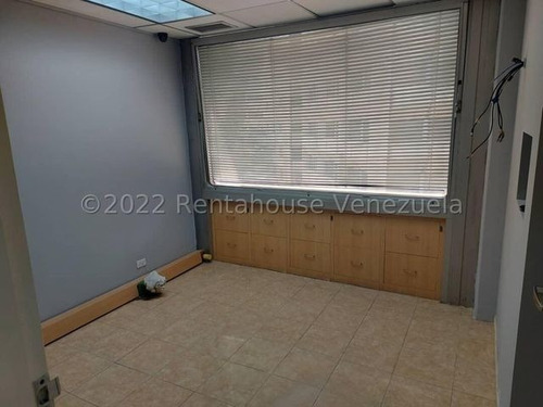 Imagen 5 de 7 de Oficina En Alquiler Urb. Santa Paula # 23-5499