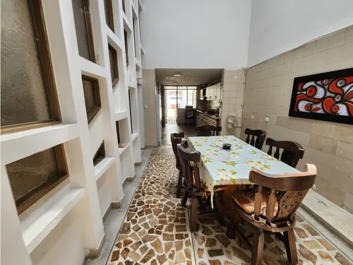 Venta Casa De 520mts2 En Ciudad Jardín, Sur De Cali 8850.