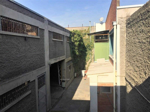 Local Comercial Y Bodega En Barrio Av. Matta