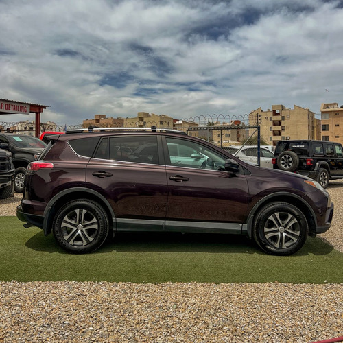 Toyota RAV4 2.5 Le At