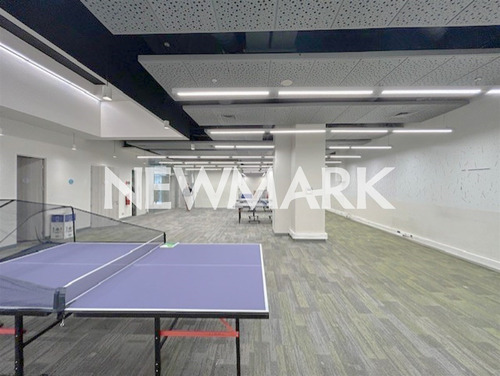 Excelente Local Comercial En Arriendo En Las Condes
