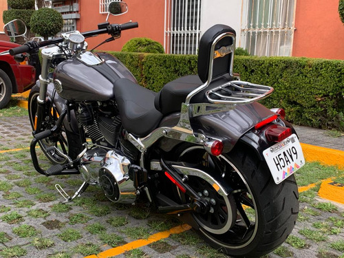 Harley Davidson Breakout 2015