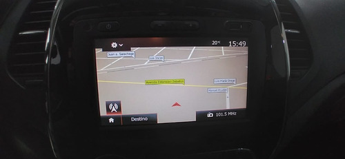 Imagen 8 de 25 de Renault Captur 2.0 Intens Manual Rojo / Negro
