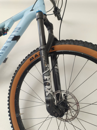 Bicicleta Mtb Canyon Neuron 6, Volante Race Face Pedales Xtr Celeste M (Usado)