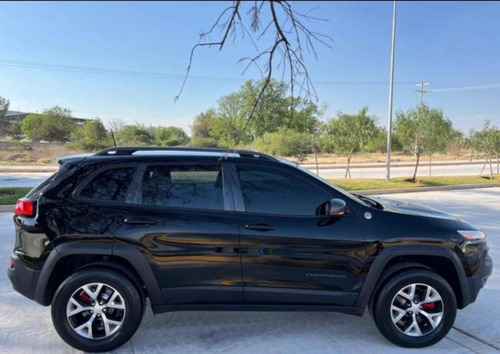 Jeep Cherokee 3.3l Trailhawk At