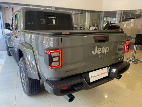 Imagen 16 de 25 de Jeep Gladiator Overland Entrega Inmediata