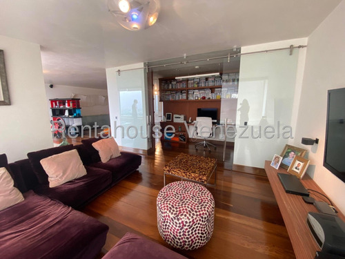 Hermoso Apartamento En Venta, Urb. Lomas De San Roman