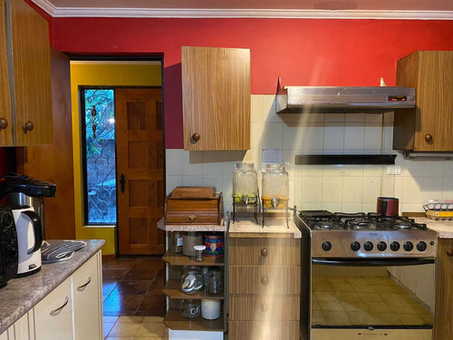 Excelente Casa Centrica En Arriendo (101295)