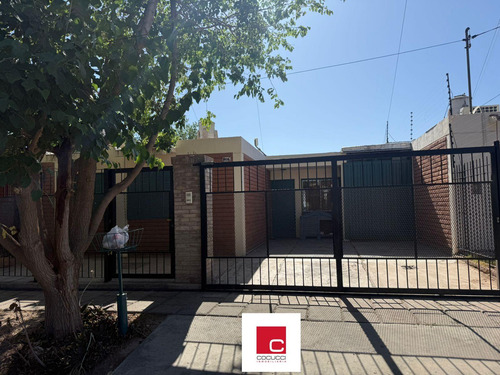 Casa En Venta En Carrodilla!!