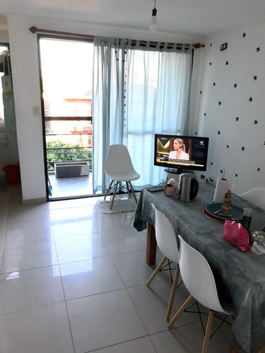 Imagen 1 de 6 de Departamento En Venta Orientación Este