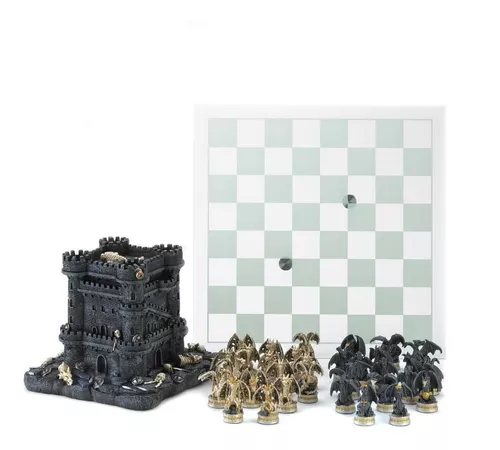 Jogo De Xadrez Conjunto Tematico Medieval Com Tabuleiro 32cm - R$ 219,9