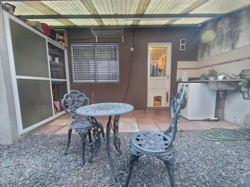Imagen 11 de 13 de Castelar Norte - Departamento Ph Venta 2 Ambientes Planta Baja