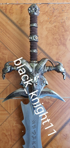 Espada Frostmourne Del Rey Arthas Warcraft Con Base Unica