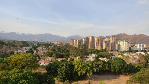 Apartamento En Venta En Las Chimeneas Cód 275003