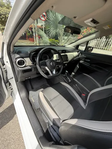 Nissan Versa Versión Exclusive Automático Modelo 2021