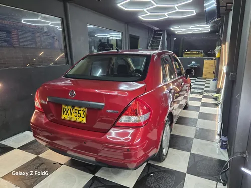 Nissan Tiida 1.8 Miio