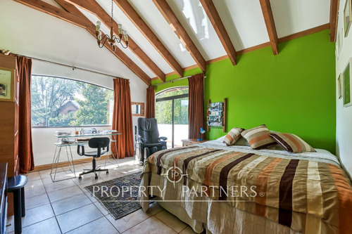 Excelente Casa Estilo Chileno, En Santuario Del V...
