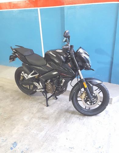 Imagen 9 de 15 de Bajaj Rouser Ns 200 Con Cubiertas Diablo Rosso 2 Importadas
