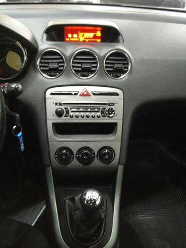 Imagem 8 de 9 de Peugeot 308 1.6 Active Flex 2013