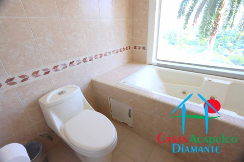 Imagen 20 de 30 de Cad Océano Playa Fortuna Ph 7. Roof Garden Con Palapa, Sala, Comedor, Asador Y Alberca Para 8 Personas