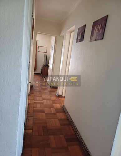 Casa. Metro Zapadores Recoleta 3h 2b 3 Estacionamientos
