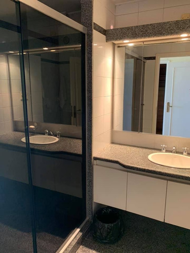 Alquiler Apartamento Amueblado 3 Dorm Y Servicio Pocitos!