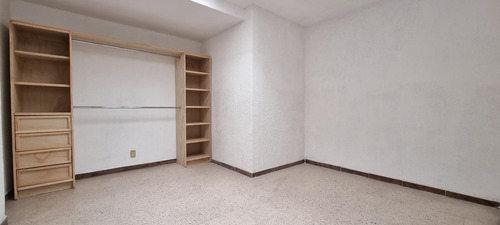 Edificio Comercial En Venta En La Colonia Gabriel Ramos Millán