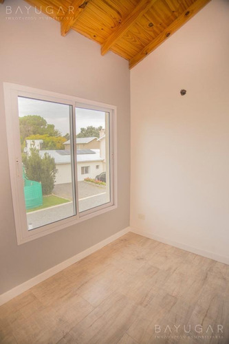 Imagen 12 de 15 de Venta - Ph Dúplex En Barrio La Fernanda - Villa Rosa - Pilar - Bayugar Negocios Inmobiliarios