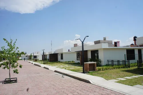 Casa De Un Piso En Venta, Casa Blanca, Metepec, Edo. De México