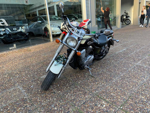 Honda Shadow 750