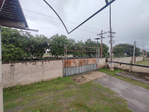Amplio Terreno Propio En Venta Avicola 10.424 Metros Granja Avicola Con Galpones En Funcionamiento Luz Trifasica Banco Transformadores Oficina Negociable Estef 23-8117