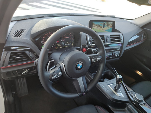 Imagen 12 de 25 de Bmw 120 2016 Sport Line At Abasto Motors