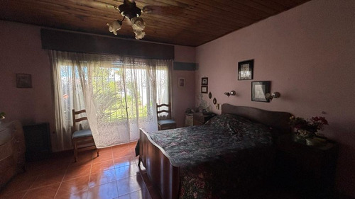 Casa En Venta En Remedios De Escalada Oeste
