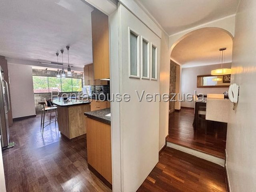 Agp Casa Duplex En Venta En La Boyera, En Calle Cerrada, Bella Área De Parrilla 25-20665 Ys
