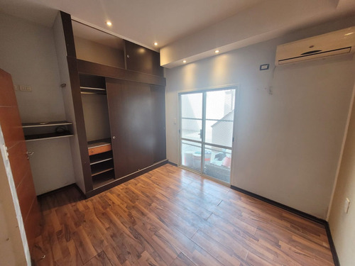 Casa 5 Ambientes Banfield Este C/ Garage 2 Plantas