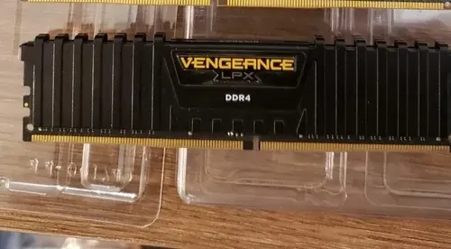 Memória Corsair Vengeance Lpx 32gb (2x16gb) 3000mhz Ddr4