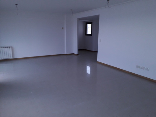 Imagen 7 de 24 de Ug-impecable Piso 4 Ambientes Con Vista Panorámica. A Estrenar